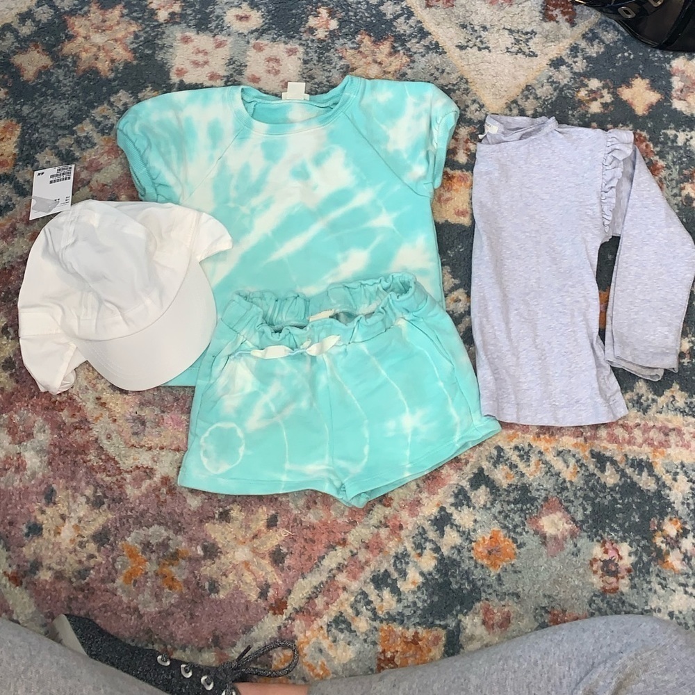 Crewcuts & H&M Tie Dye Short Set Blue Ruffle Long Sleeve Top and NEW Sun hat